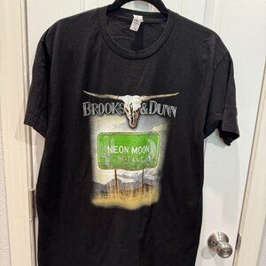 Brooks and Dunn Neon Moon Tee Shirt